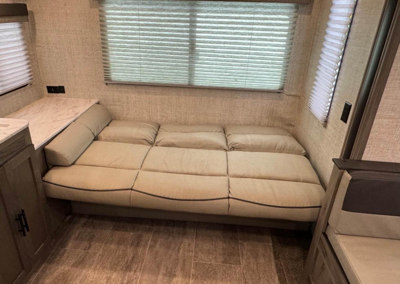 WhatsApp Image 2026-01-08 at 7.25.58 AM (1)