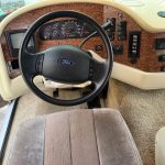 2002 Damon Challenger – 33 ft Class A Motorhome