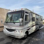 2002 Damon Challenger – 33 ft Class A Motorhome