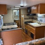 2008 Gulf Stream Conquest – 25 ft Travel Trailer
