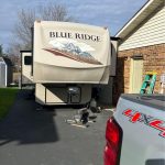 2011 Forest River Blue Ridge – 30 ft Fifth Wheel