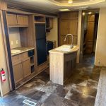 2017 Shasta Revere – 33 ft Bunkhouse Travel Trailer