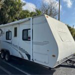 2010 Dutchmen Aerolite – 21 ft Lightweight Travel Trailer