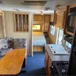 2010 Dutchmen Aerolite – 21 ft Lightweight Travel Trailer