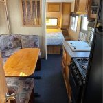 2010 Dutchmen Aerolite – 21 ft Lightweight Travel Trailer