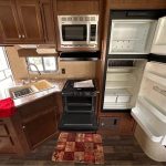 2017 Keystone Hideout 300LHS – 2 Bedroom / Triple Bunkhouse Travel Trailer