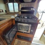 2016 Lance 1172 Truck Camper – Double Slide