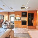 2005 Four Winds Hurricane – 32 ft Class A Motorhome
