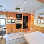 2005 Four Winds Hurricane – 32 ft Class A Motorhome