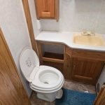 2001 Shasta Cheyenne – 27 ft Class C Motorhome